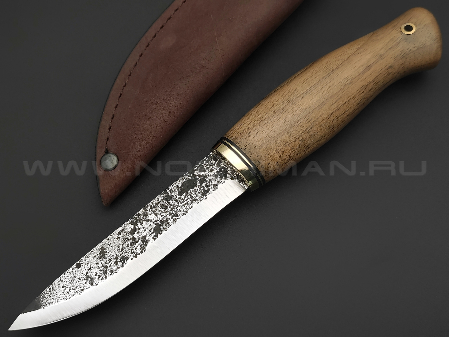 Нож "Берси" сталь Х12МФ, рукоять орех, латунь, черные вставки (Тов. Завьялова)