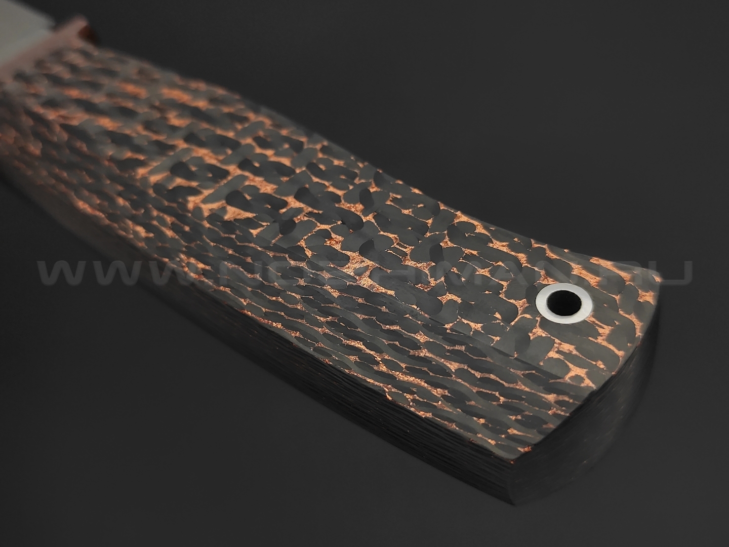 Кузница Васильева нож НЛВ138 ламинат M390, рукоять Carbon fiber Copper, мокумэ-ганэ