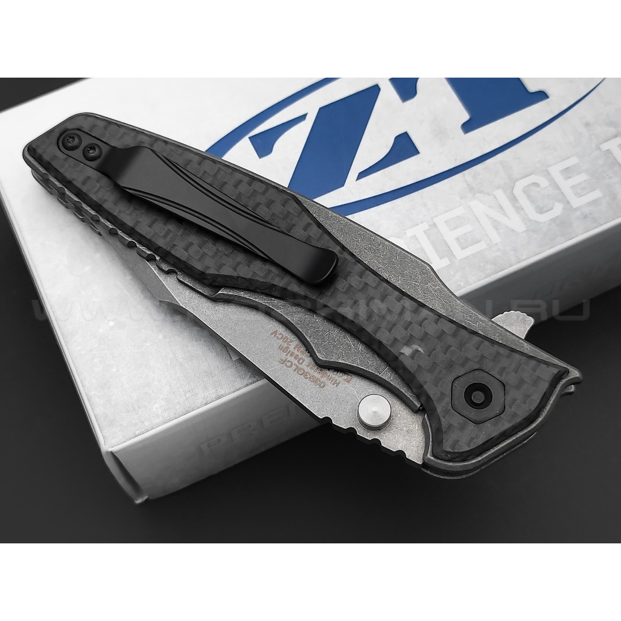 Zero Tolerance нож 0393GLCF сталь CPM 20CV стоунвош, рукоять Titanium, Carbon fiber