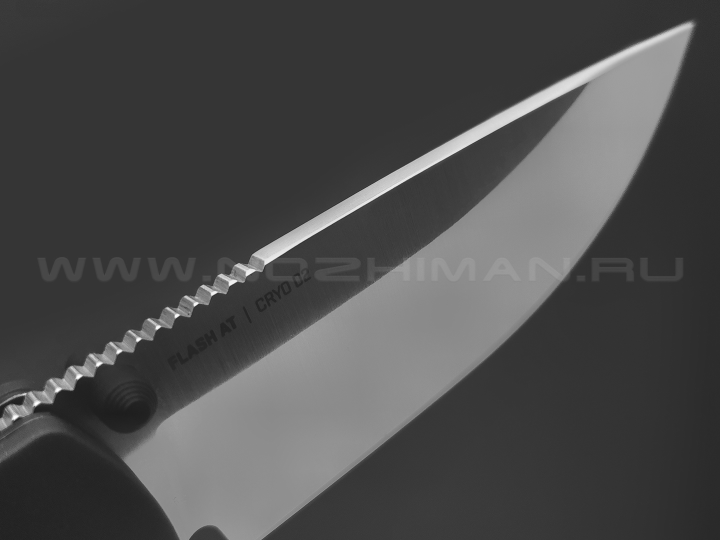 Нож SOG Flash AT Urban Grey 11-18-11-41 сталь Cryo D2 satin, рукоять Glass Reinforced Nylon