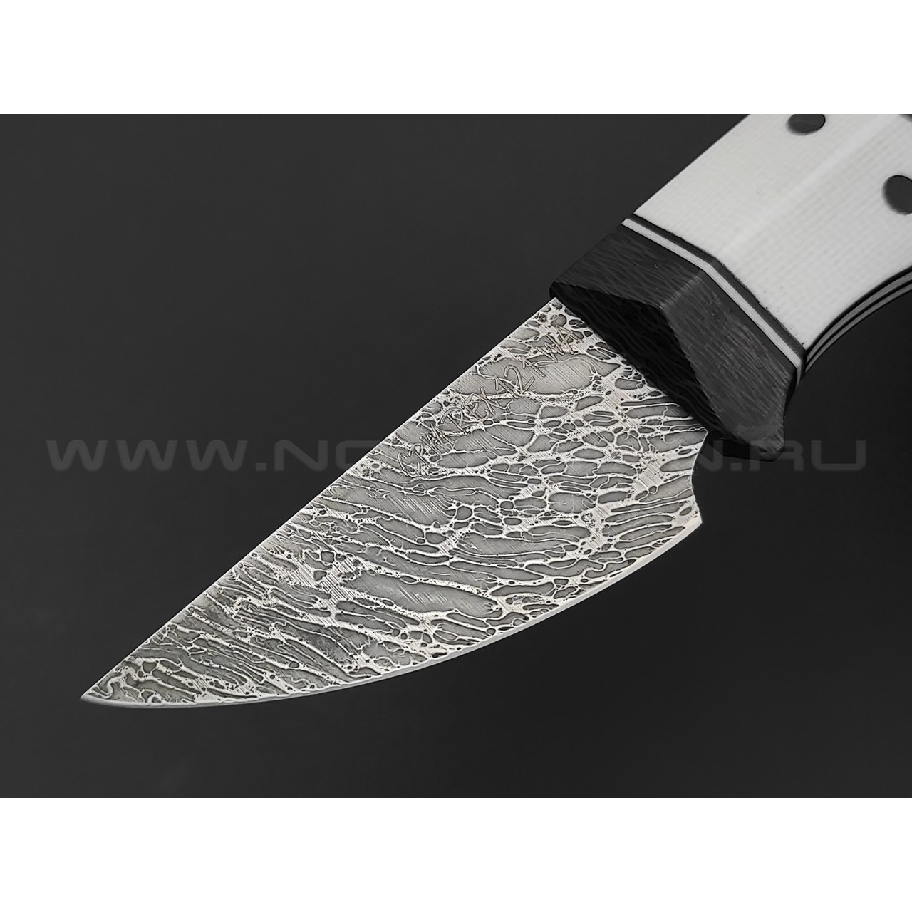 Волчий Век нож Мини Сакура Custom сталь CPM Rex 121, рукоять G10 black & white, Carbon fiber