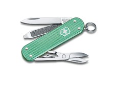 Швейцарский нож-брелок Victorinox 0.6221.221G Minty Mint (5 функций)