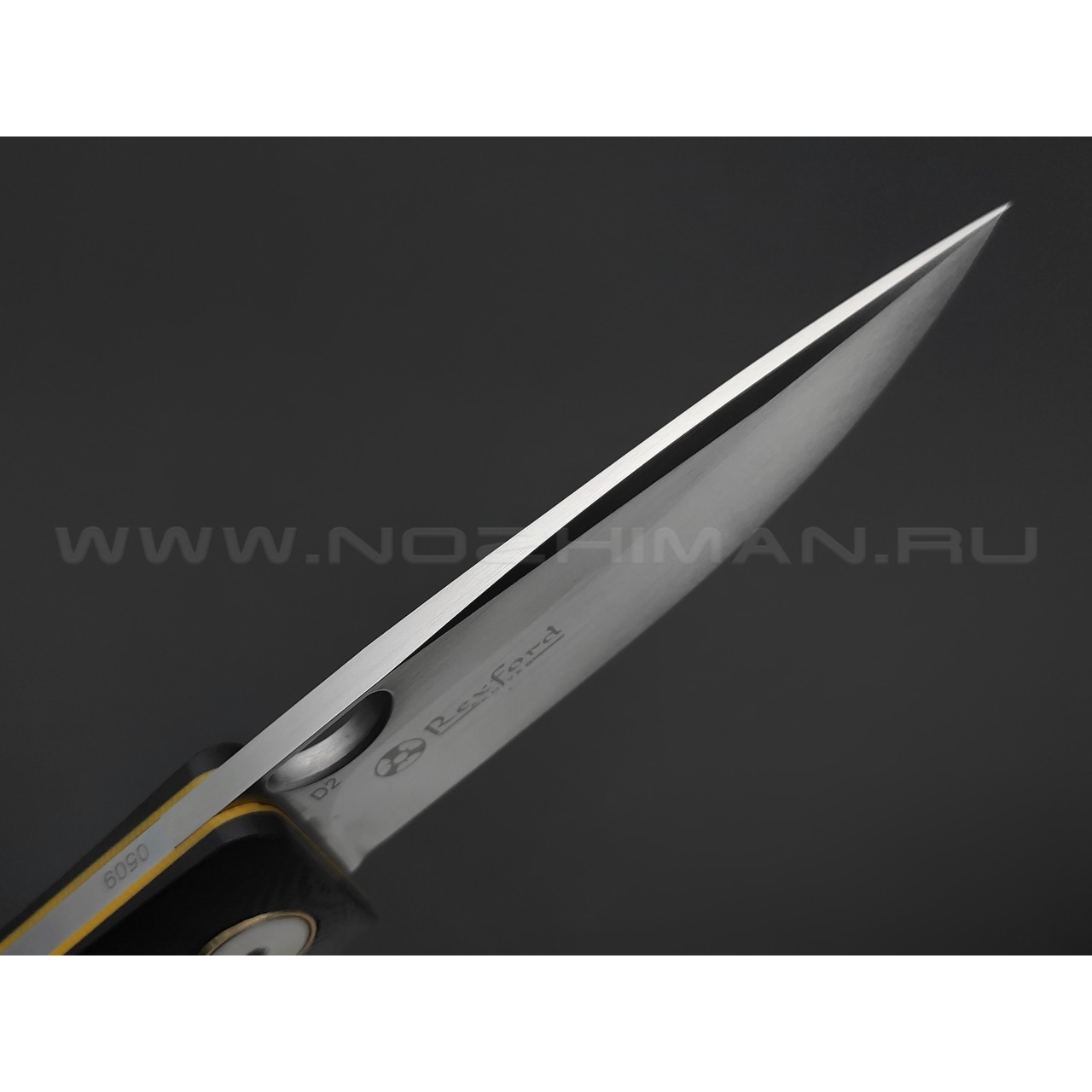 Нож Boker Plus Epicenter Backlock 01BO545 сталь D2 satin, рукоять G10 black & yellow