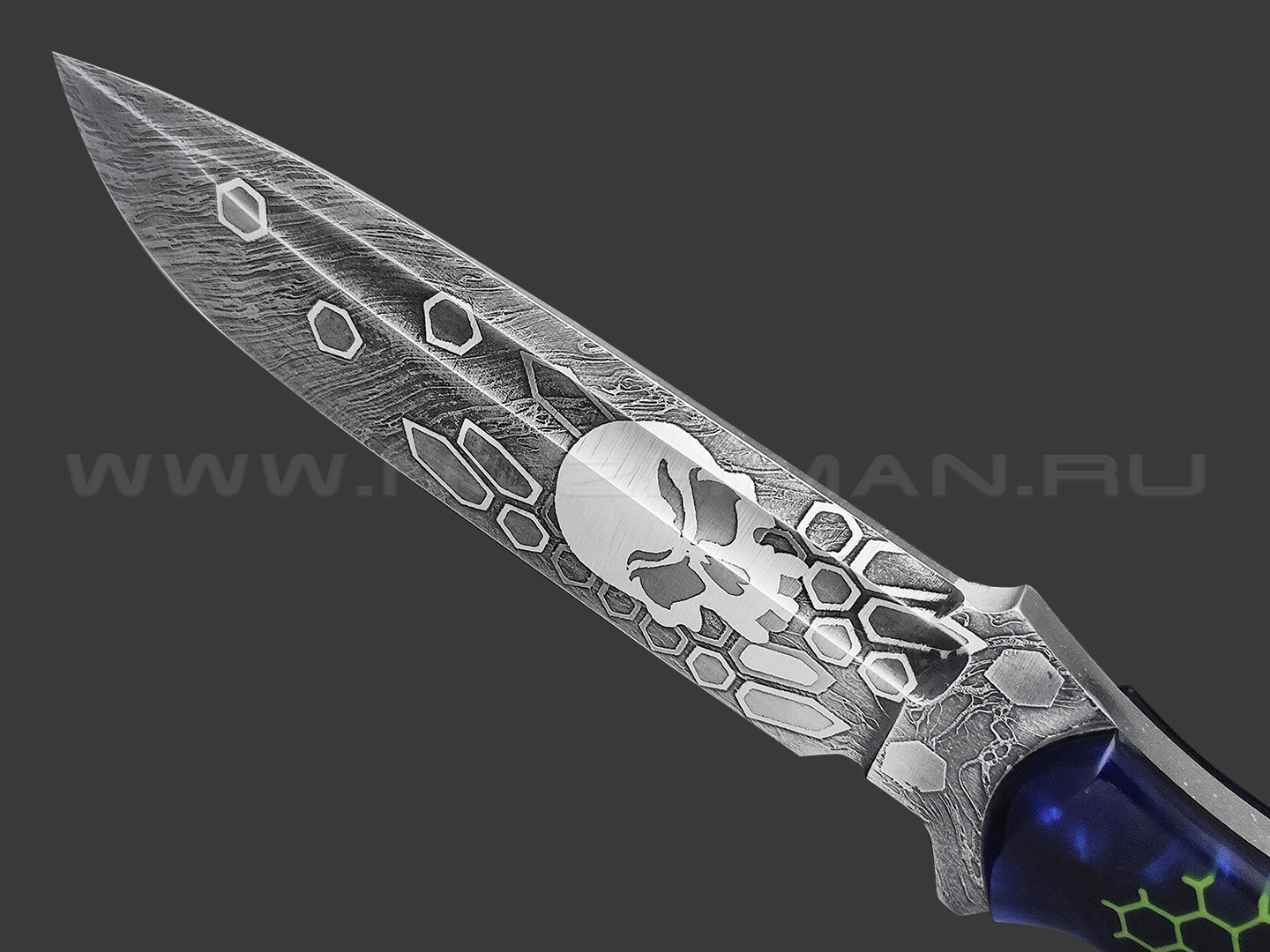 Волчий Век нож Команданте Custom Tactical Edition сталь PGK WA травление, рукоять Композитный акрил с сотами