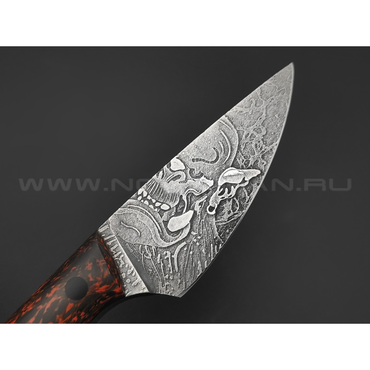 Волчий Век нож МасичЬка Custom Orc Edition сталь PGK WA травление, рукоять Carbon fiber chaotic orange