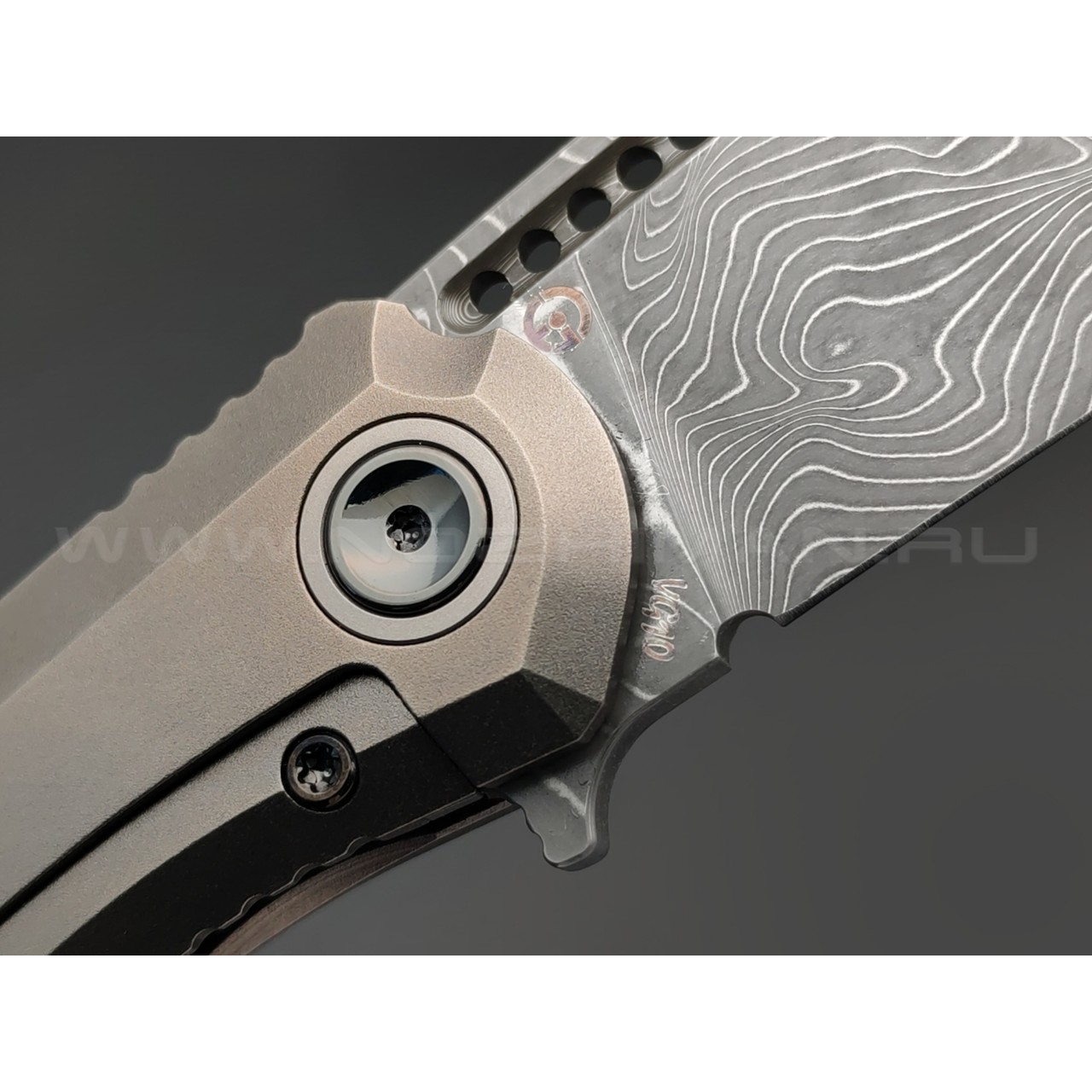 TuoTown складной нож Stinger Limited Edition TSG-VGS сталь Damascus, рукоять Titanium TC4 Grey