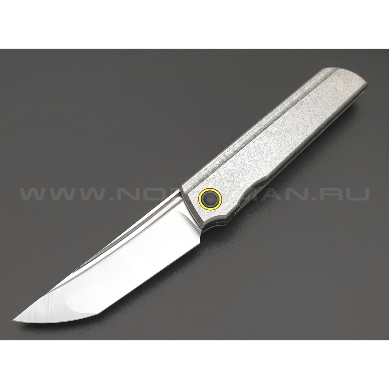 TuoTown складной нож Common сталь M390, рукоять Titanium Crystal Grey