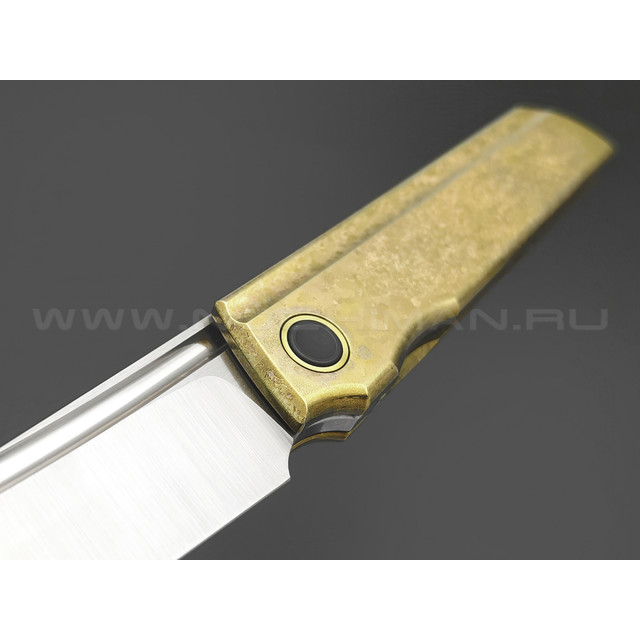 Уценка - TuoTown складной нож Common TCM-MKA2 сталь M390 сатин, рукоять Кристаллический титан золотистый