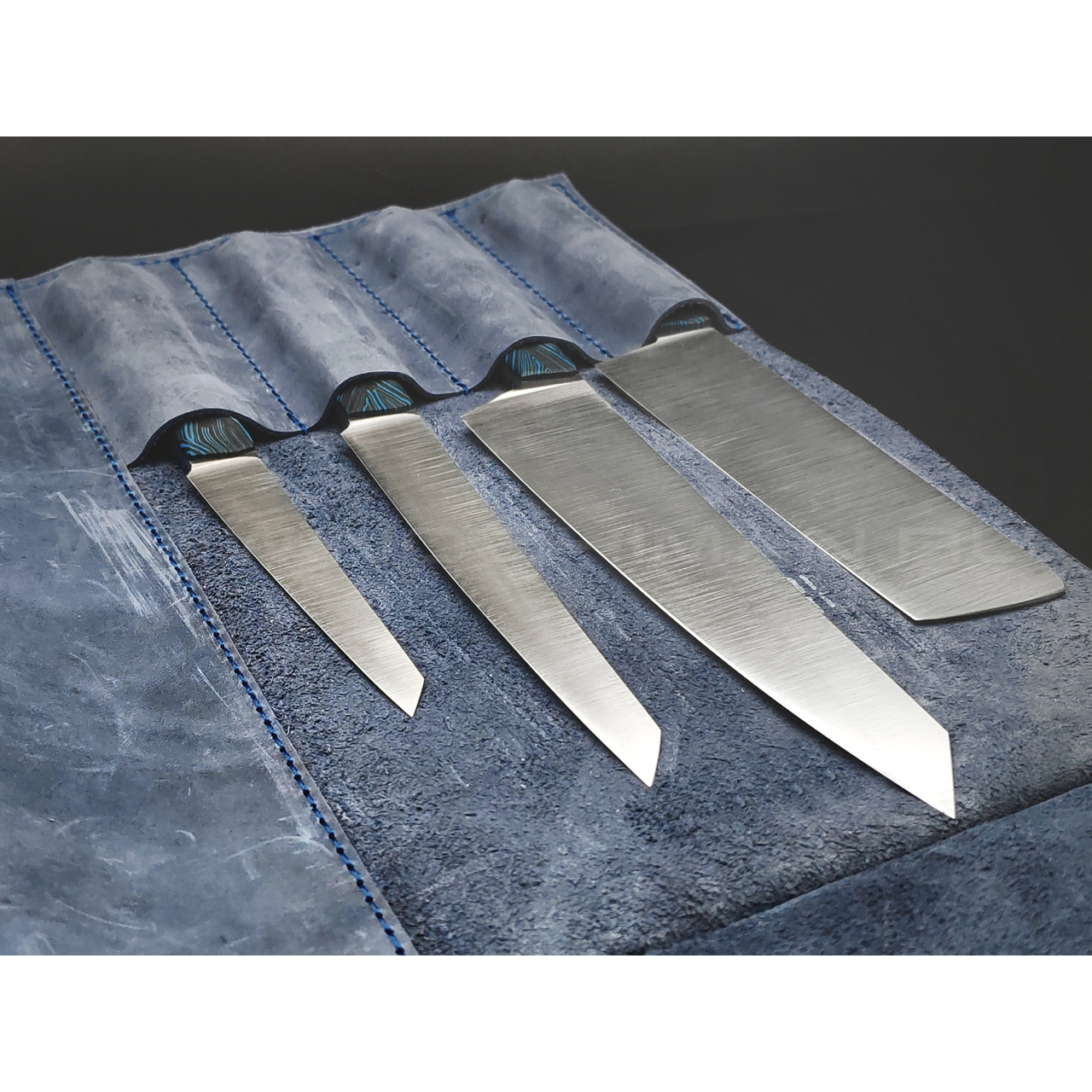 BRK набор из 4 кухонных ножей BX0232 сталь M390 satin, рукоять G10 chaotic black & blue