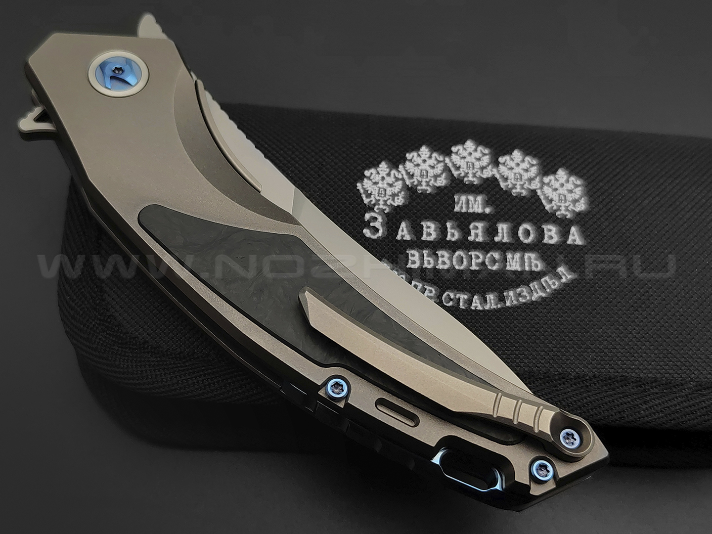 Knife Tech нож Hunter Limited Edition сталь M390, рукоять Titanium TC4 grey, carbon fiber