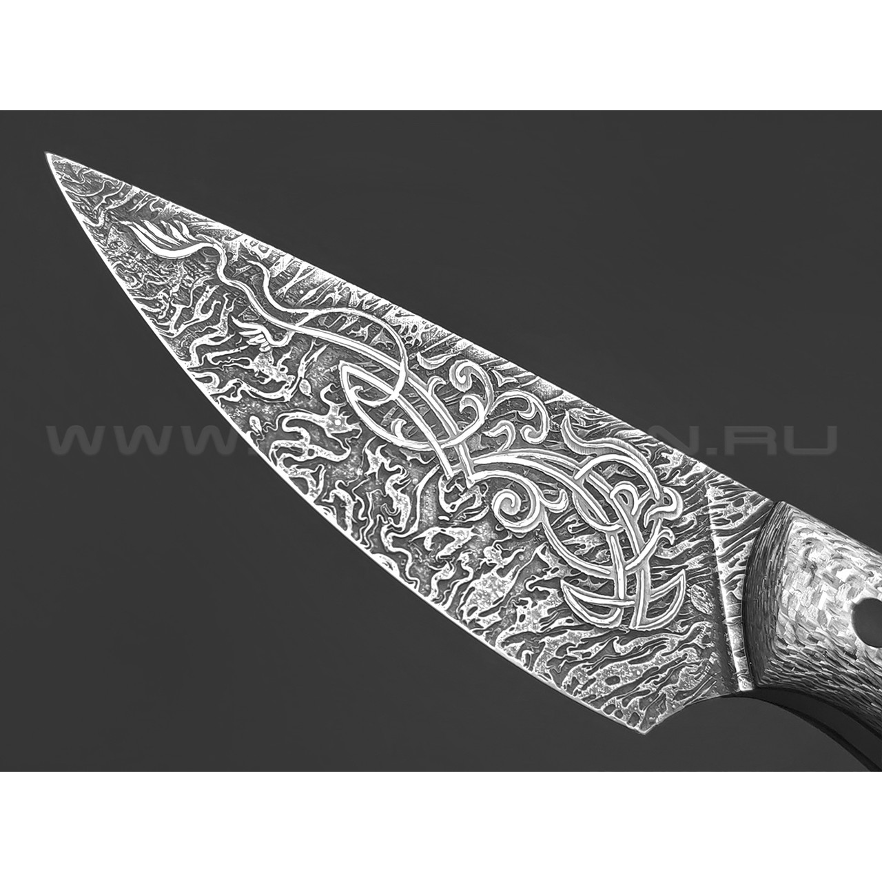 Волчий Век нож МасичЬка Custom сталь CPM S125V WA, рукоять Silver twill, carbon fiber