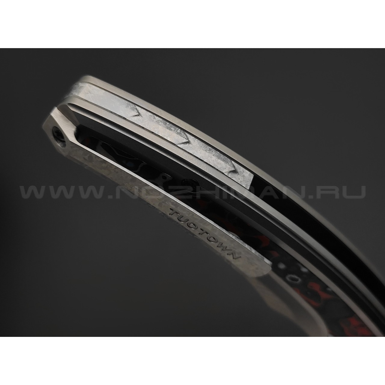 TuoTown складной нож Whale Limited TWL-MR сталь M390 bead-blast & satin, рукоять Titanium TC4, Carbon fiber red