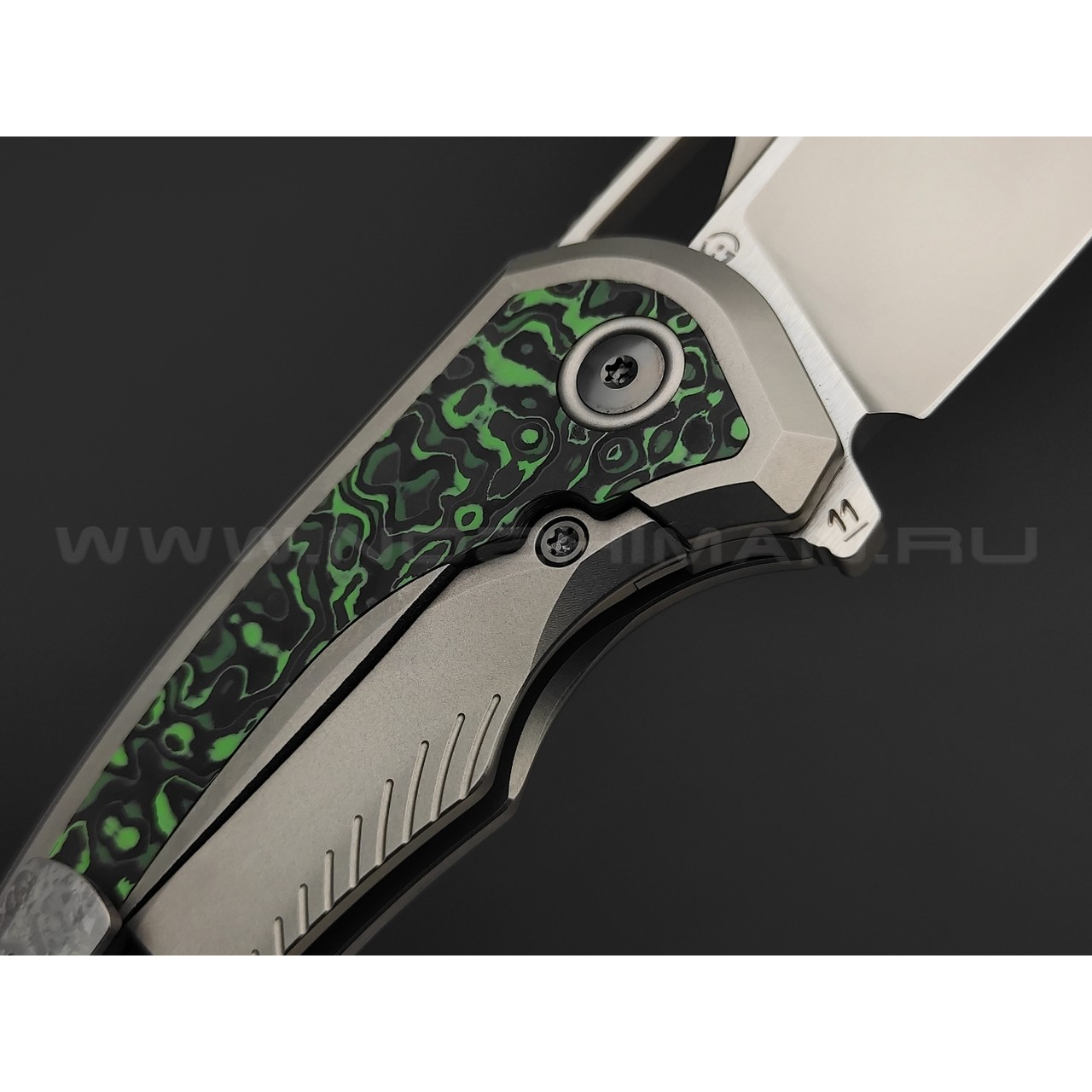 TuoTown складной нож Whale Limited TWL-MG сталь M390 bead-blast & satin, рукоять Titanium TC4, Carbon fiber green