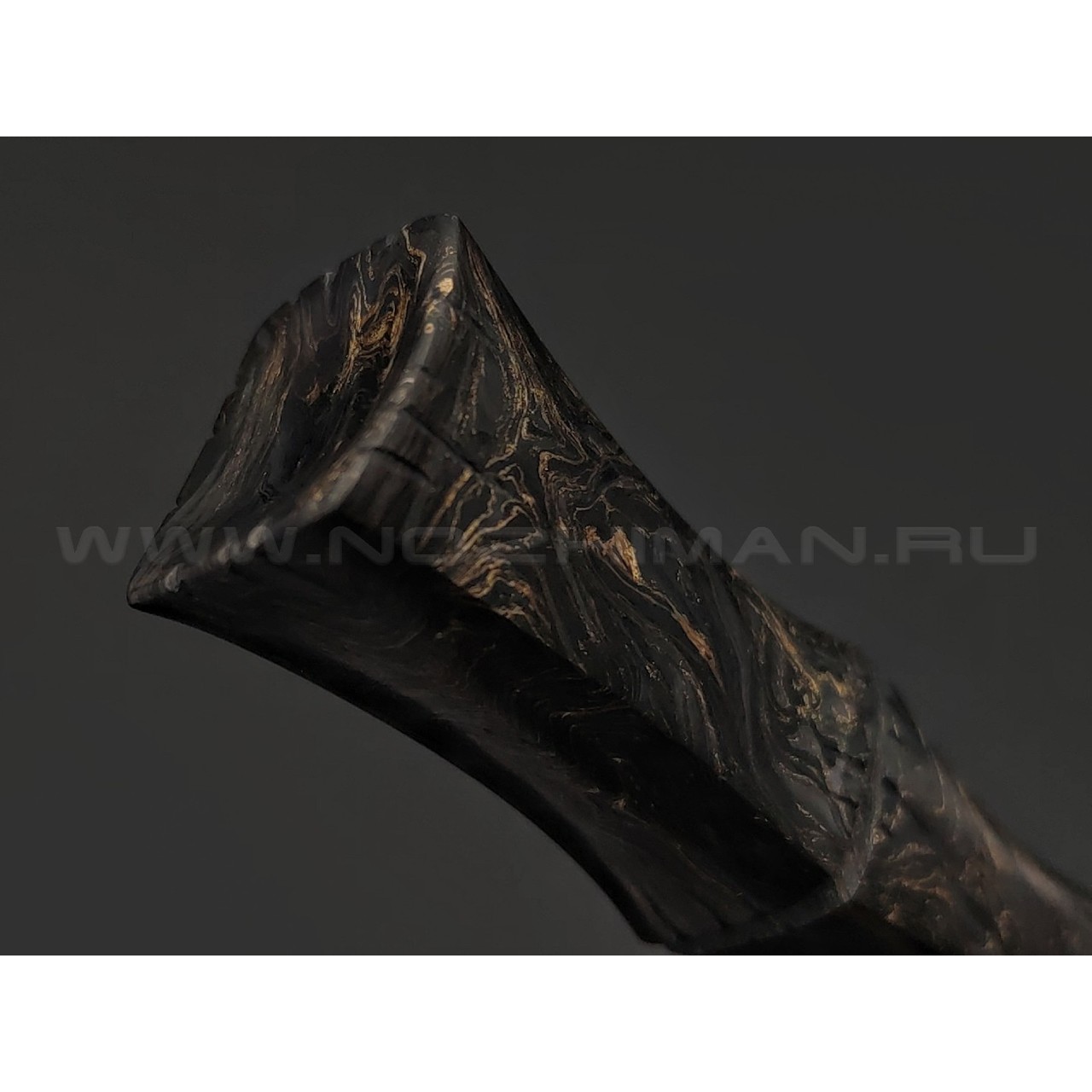 Волчий Век нож Бамбук сталь PGK WA травление, рукоять Carbon fiber dark matter gold