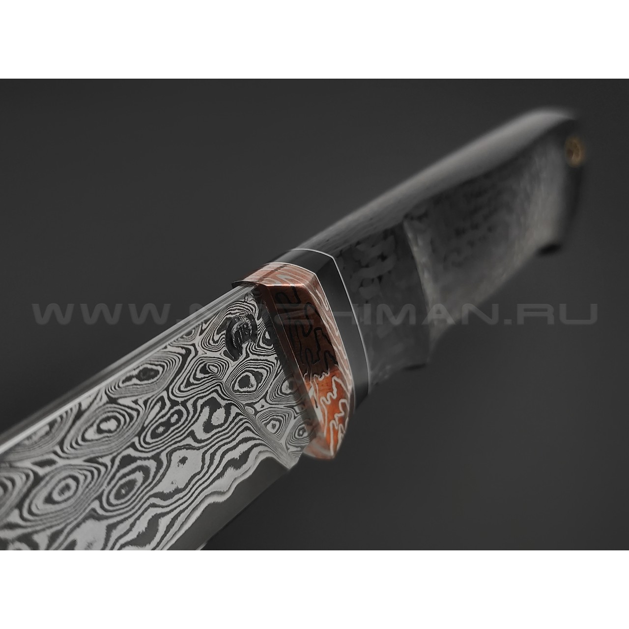 Кузница Васильева нож НЛВ150 ламинат QPM53, рукоять Carbon fiber, мокумэ-ганэ, карболит