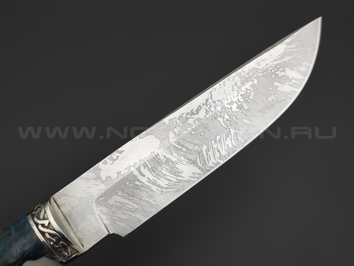 Фурсач А. А. нож Волк-3 сталь Х12МФ травление, рукоять Гибрид дерева и акрила, мельхиор