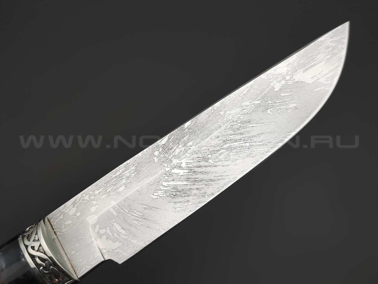Фурсач А. А. нож Волк-3 сталь Х12МФ травление, рукоять Гибрид дерева, акрила и шишки, мельхиор