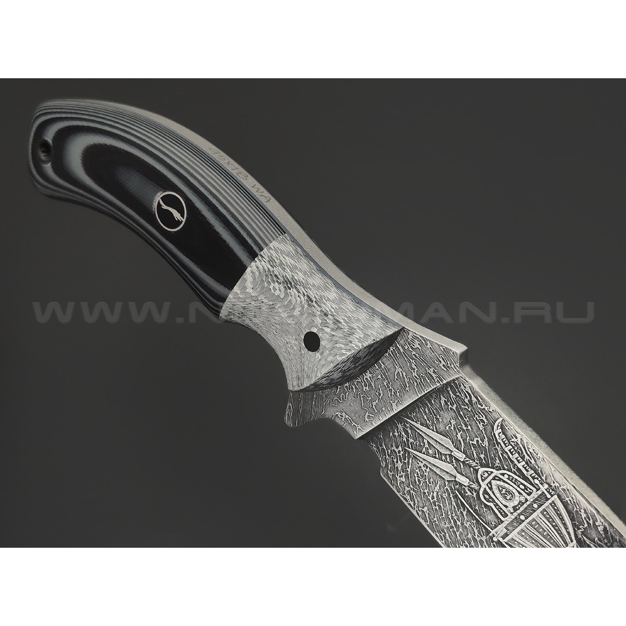 Волчий Век нож Команданте Tactical Custom сталь 95Х18 WA худ.травление, рукоять Silver twill, G10, пины карбон, мозаич.пин