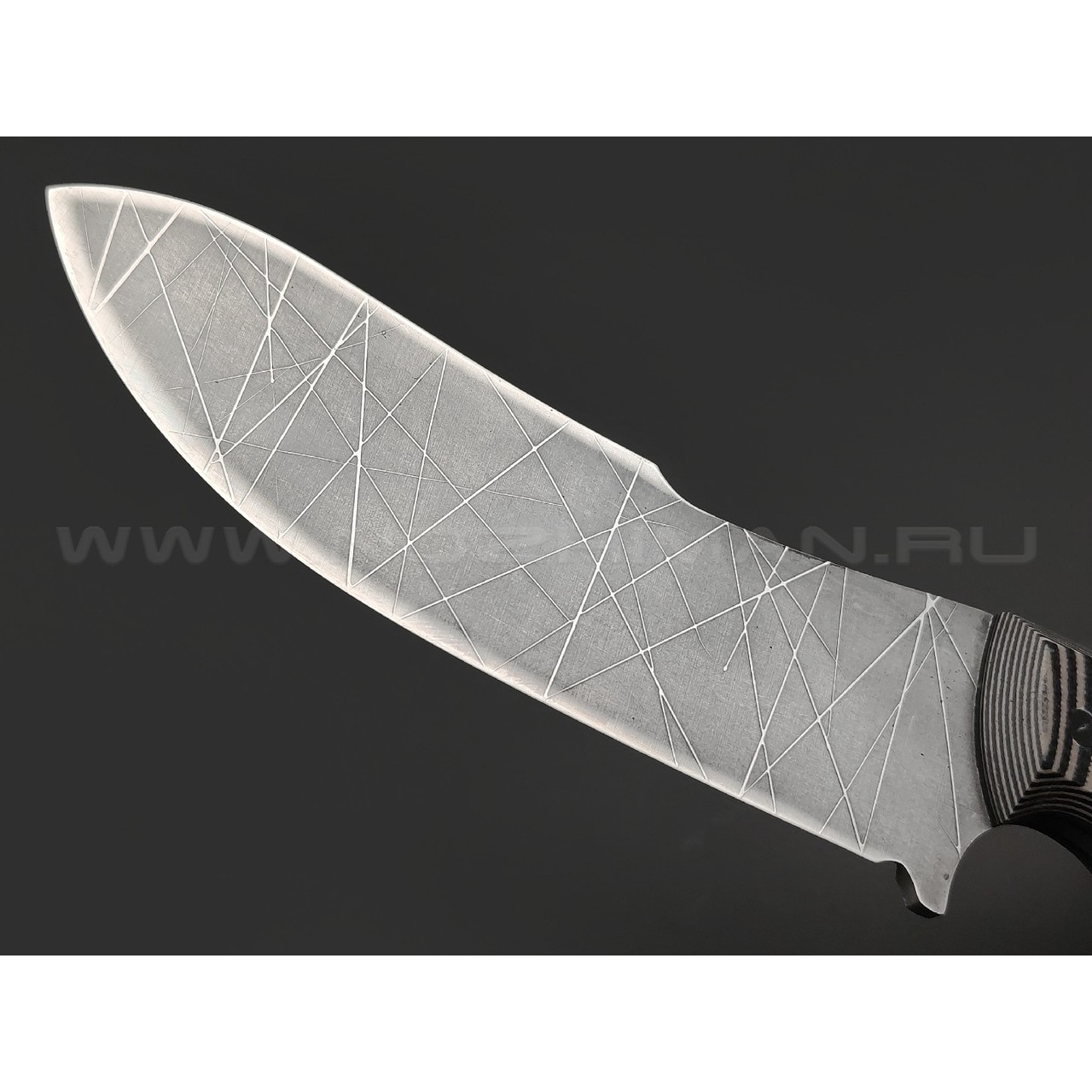 Волчий Век нож Шкуродёр Custom сталь N690 WA травление Хаотик, рукоять G10 black & tan, пины карбон