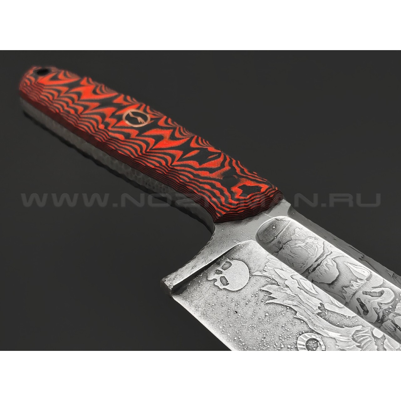 Волчий Век нож Бугай Custom сталь 95Х18 WA худ. травление, рукоять G10 black & red, пин WA, пины карбон