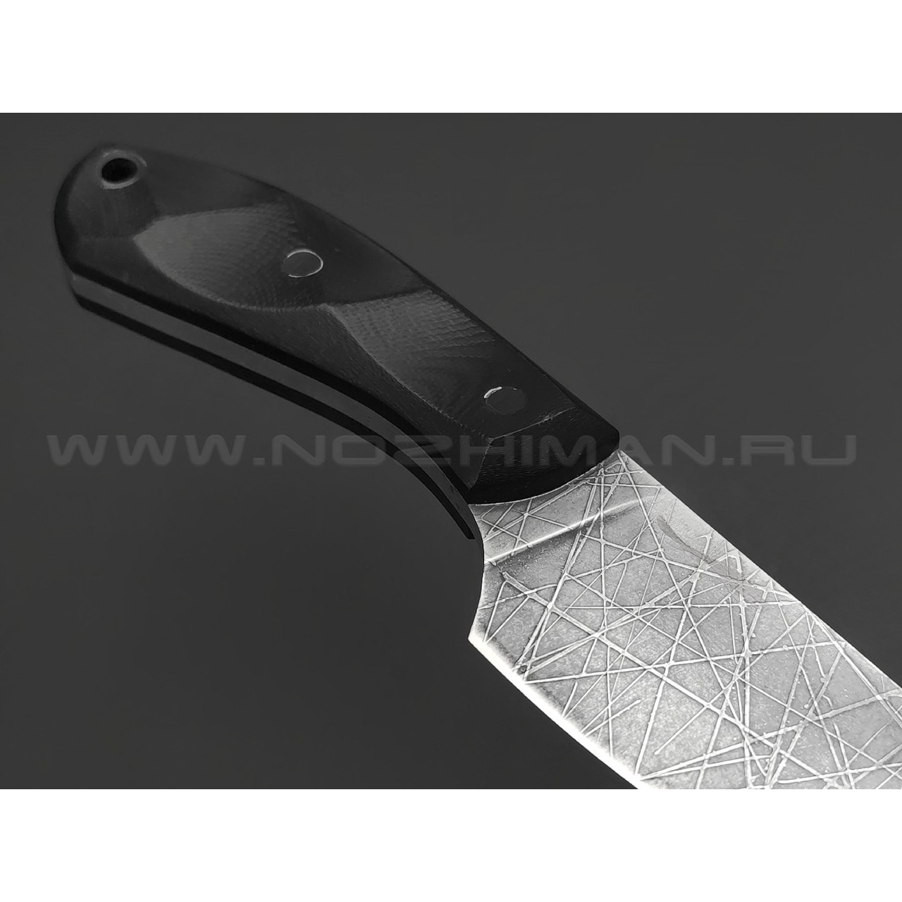 Волчий Век нож МасичЬка Custom сталь N690 WA травление Хаотик, рукоять G10 black, пины карбон