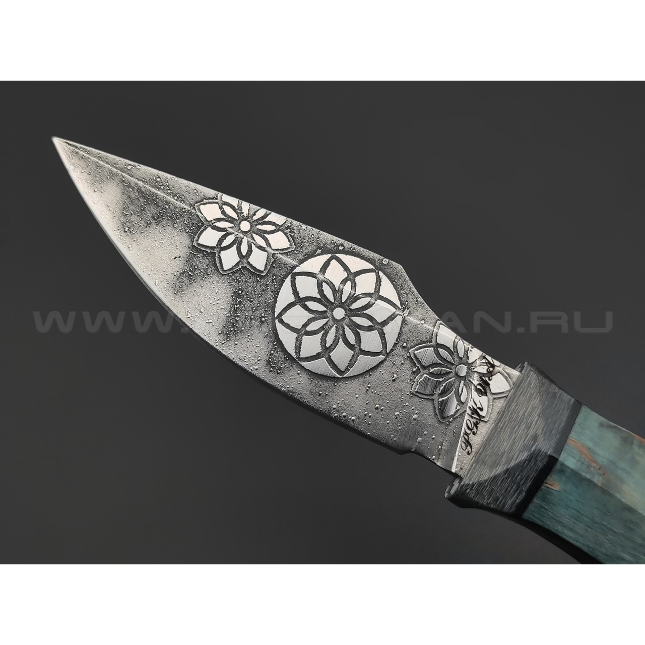 Волчий Век нож Custom EDC сталь PGK WA худ. травление, рукоять карельская берёза, Silver Twill