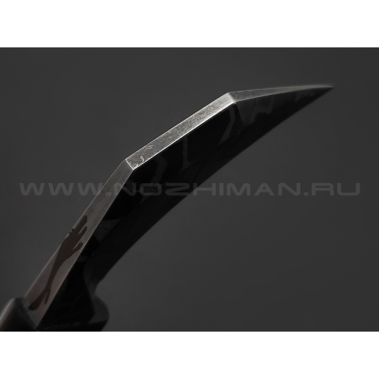 Волчий Век нож Царап Custom сталь PGK WA худ. травление, рукоять кап клёна, карбон