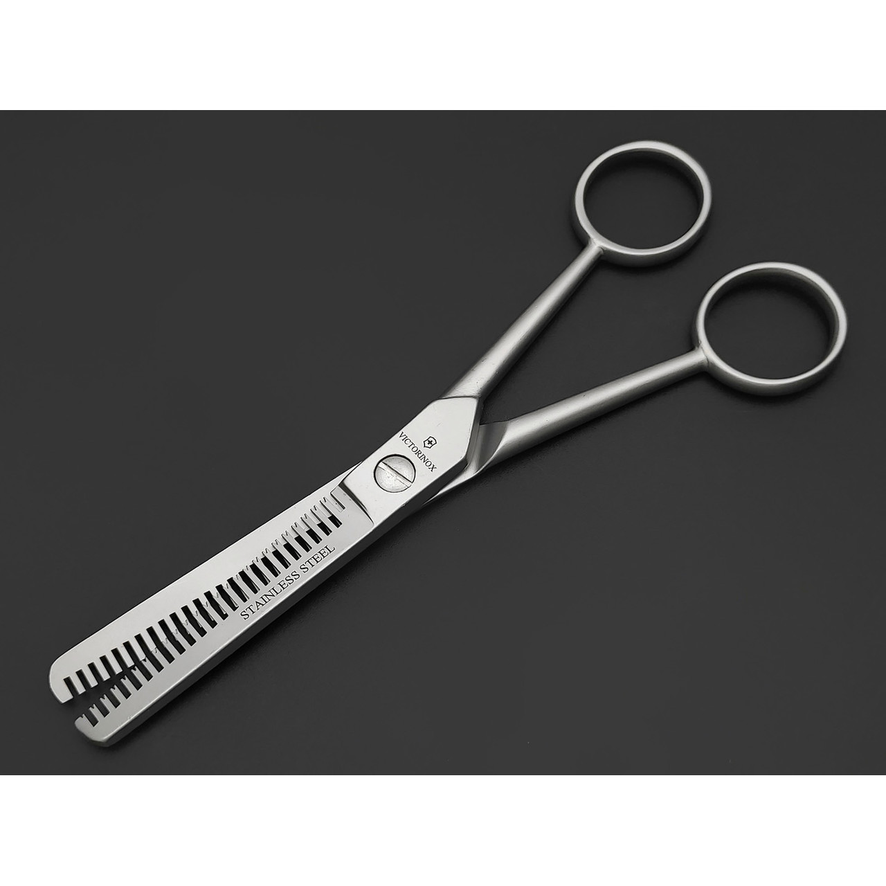 Victorinox ножницы парикмахерские, филировочные 8.1004.16 steel