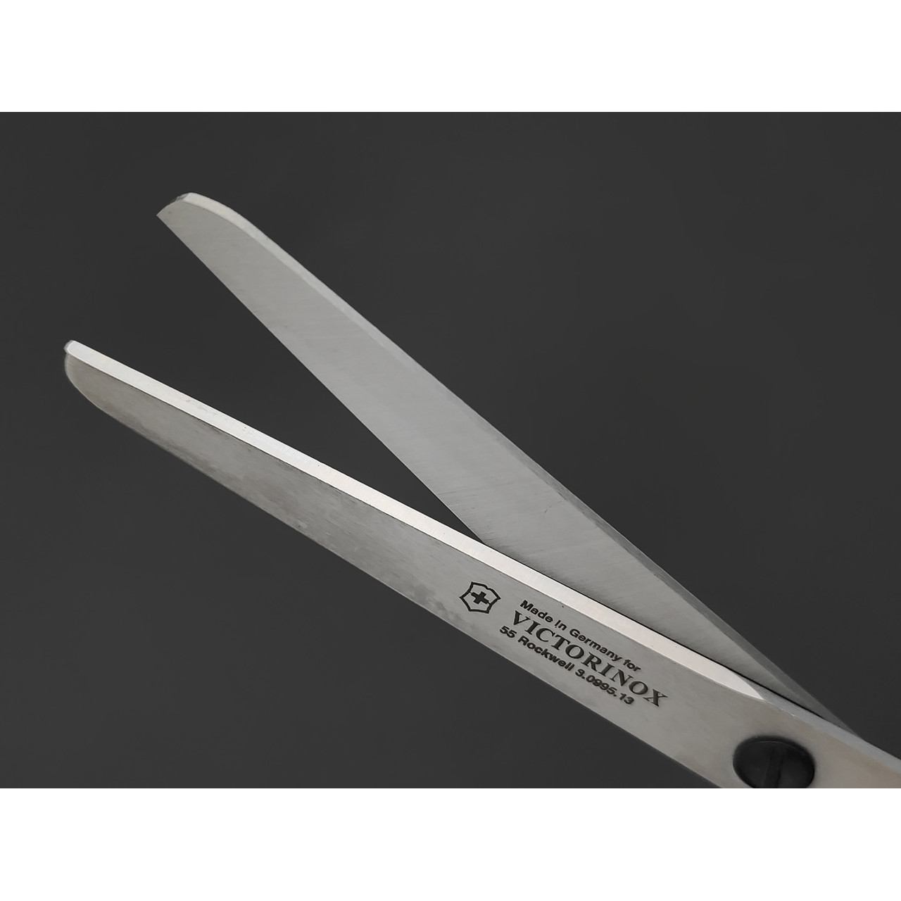 Victorinox ножницы бытовые, компактные 8.0995.13 black