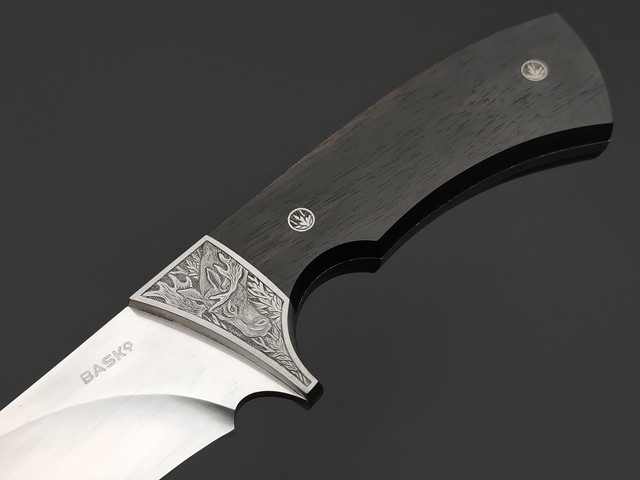 BASCo нож Баско-5 сталь Bohler N695 сатин, Рукоять дерево граб, титан, гравировка "Лось"