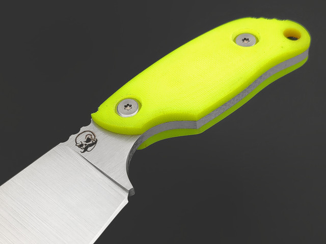 Barmaley Knives нож Naga ll XL сталь N690, прямые спуски, Рукоять micarta neon yellow