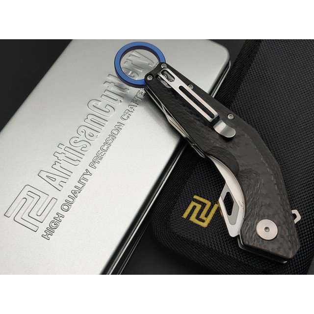 Нож Artisan Cutlery Cobra 1811G-BUM сталь M390, рукоять Titanium, carbon fiber