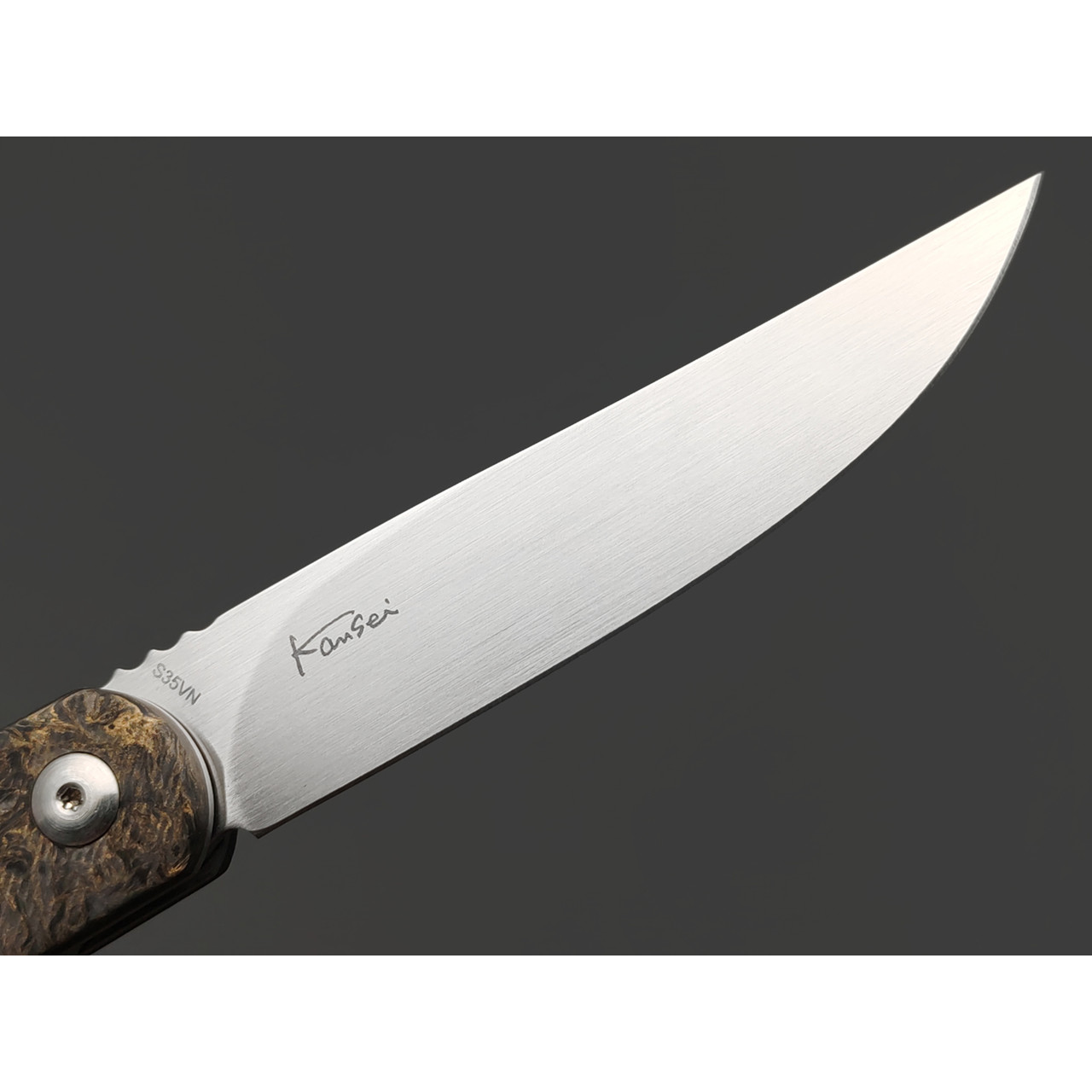 Нож Boker Plus LFL07 01BO387 сталь CPM S35VN, рукоять Carbon fiber dark matter gold