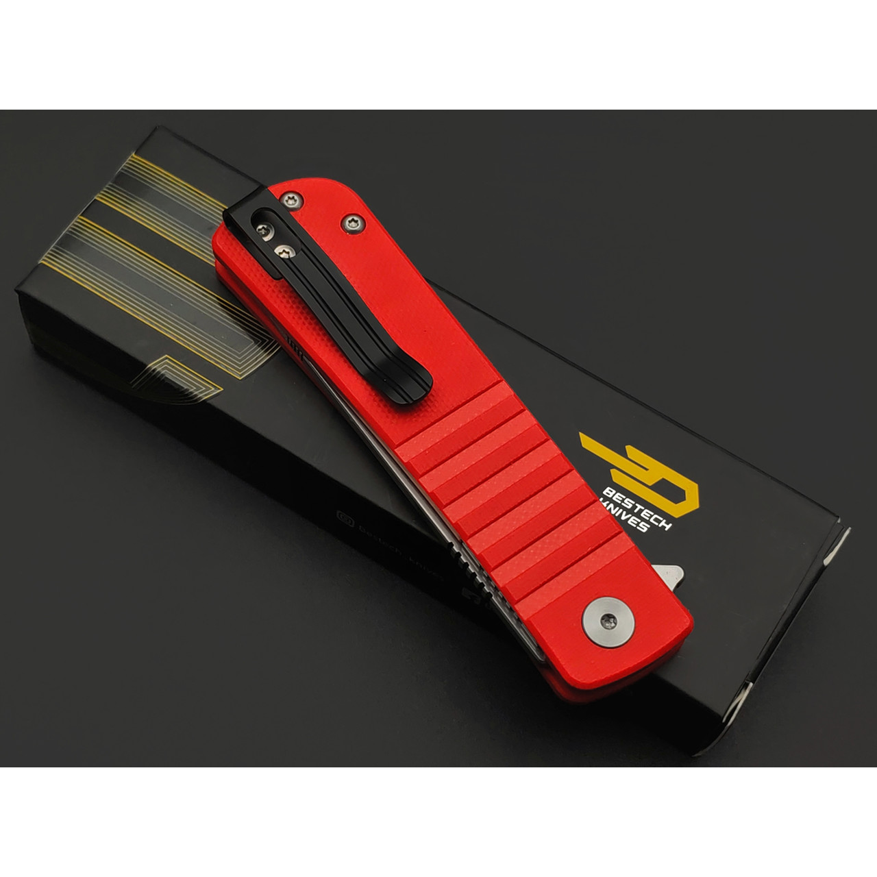 Нож Bestech Titan BG49A-3 сталь D2 satin, рукоять G10 red