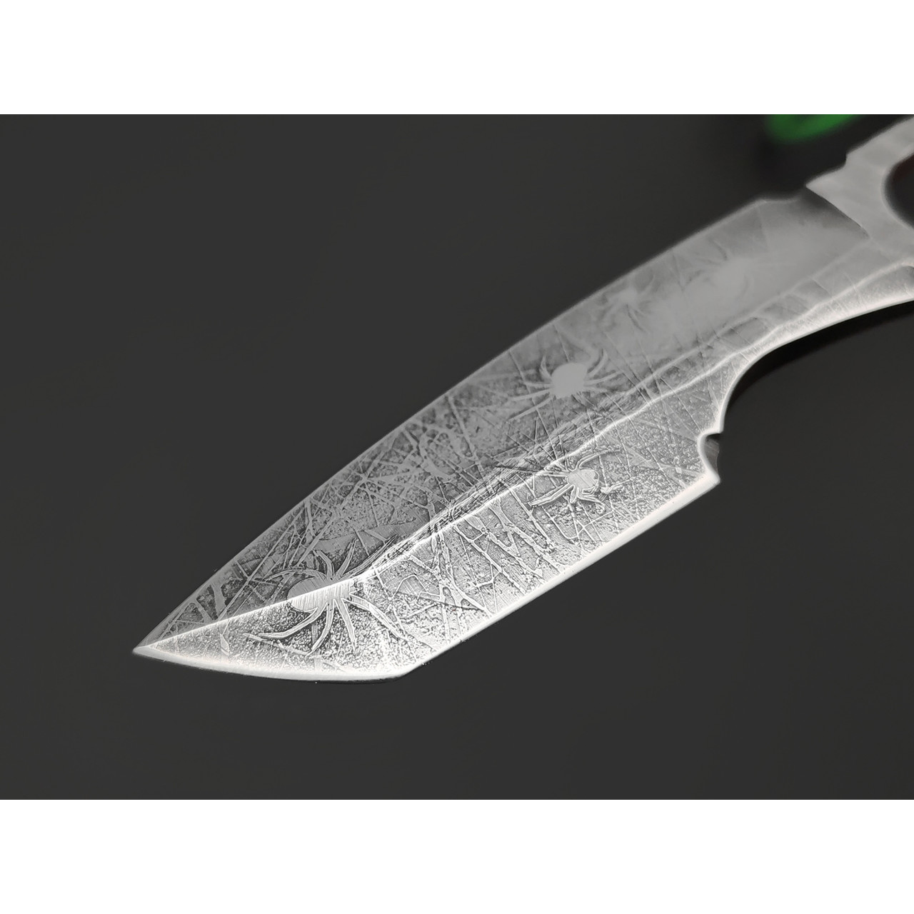 Волчий Век нож Карачун Light Edition Spiders сталь N690 WA художественное травление, Рукоять сталь, паракорд