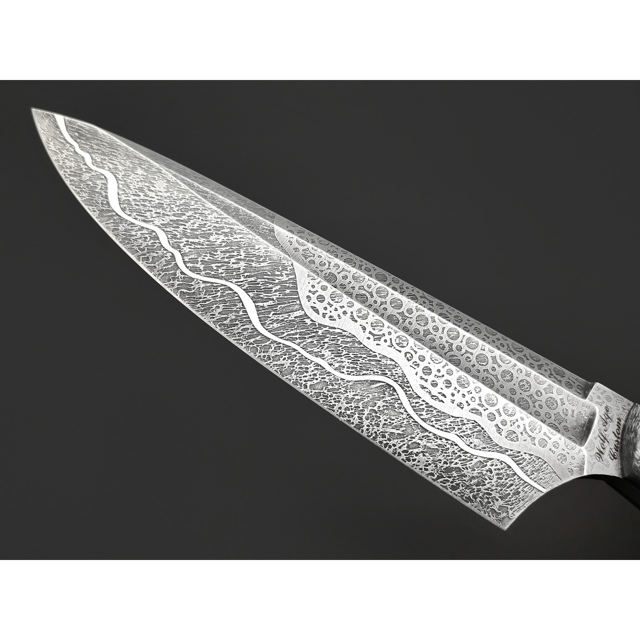 Волчий Век кухонный нож Шеф Custom сталь 95Х18 WA, Рукоять G10 black, Silver Twill, пины сталь