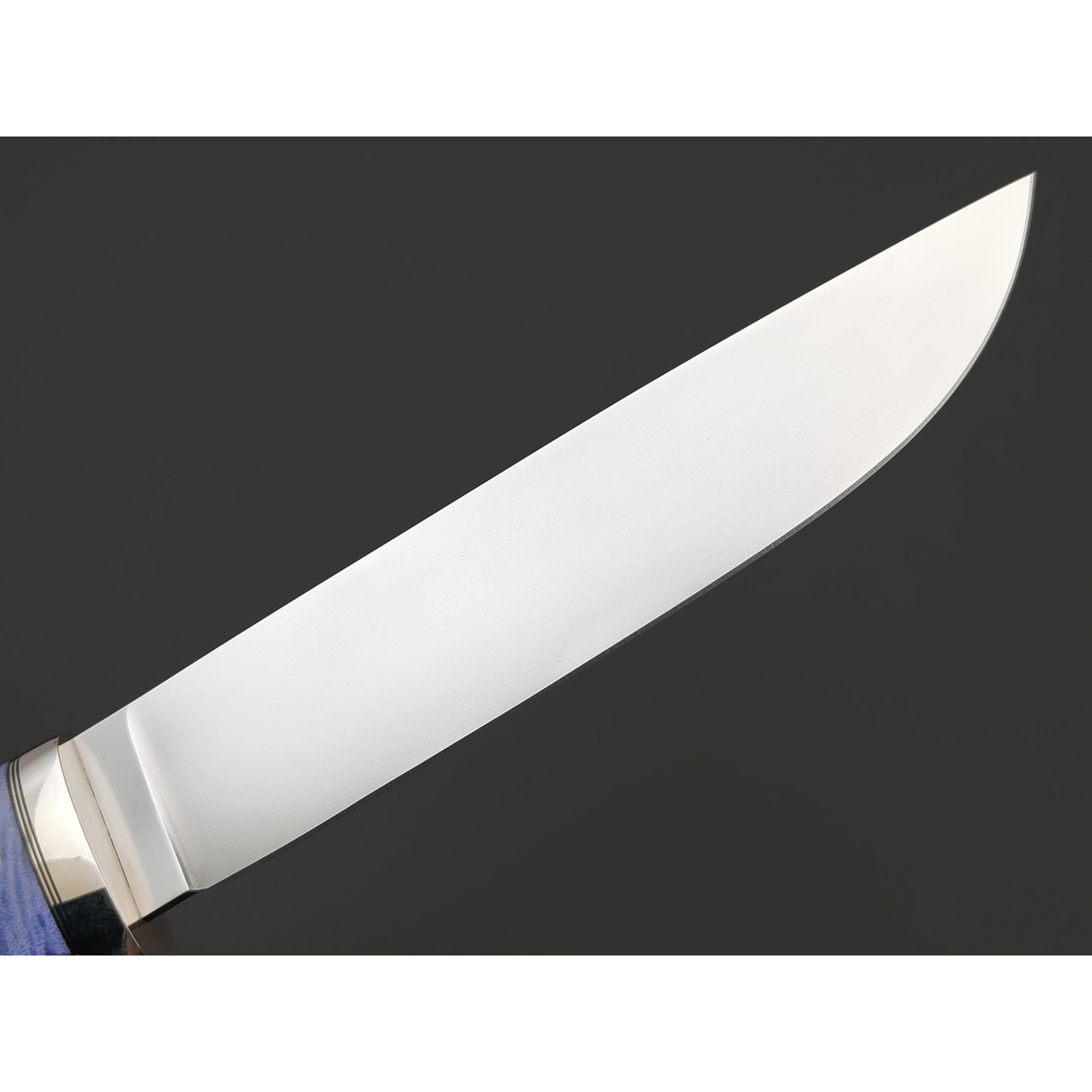 Кметь нож КМ-021 Консул сталь M390, Рукоять кап клёна, мельхиор