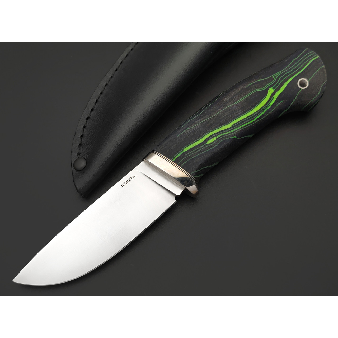 Кметь нож КМ-032 Кроха сталь M398, Рукоять микарта хаотик, мельхиор