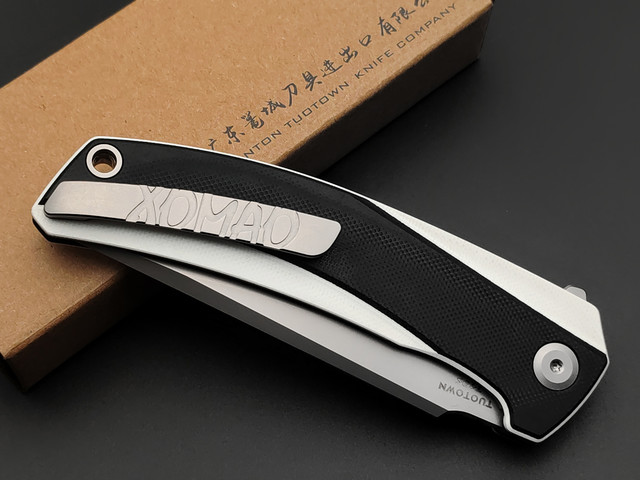 TuoTown складной нож Xomao сталь T10S, рукоять G10 black & white, Titanium TC4