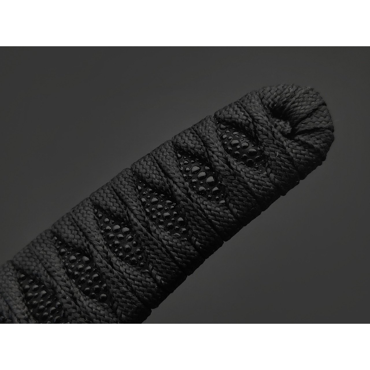 Нож CRKT Nishi 2290 сталь 8Cr13MoV, рукоять Nylon Cord Wrap