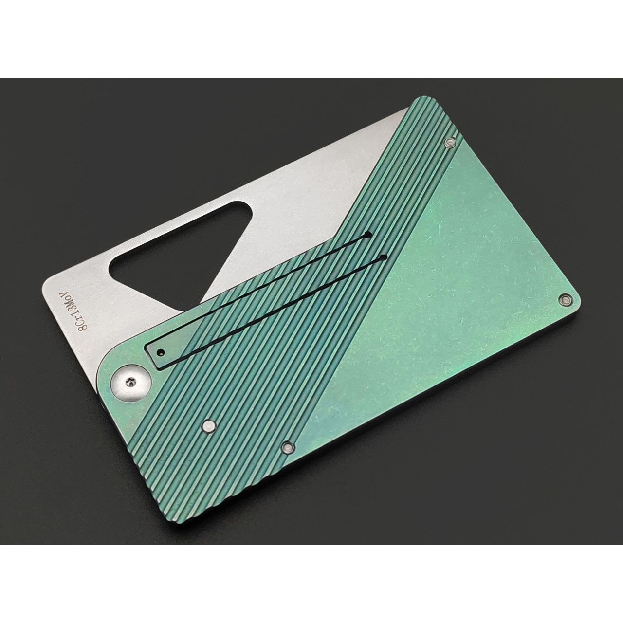 Daggerr нож Cardknife Green сталь 8Cr13MoV, рукоять Carbon fiber, titanium