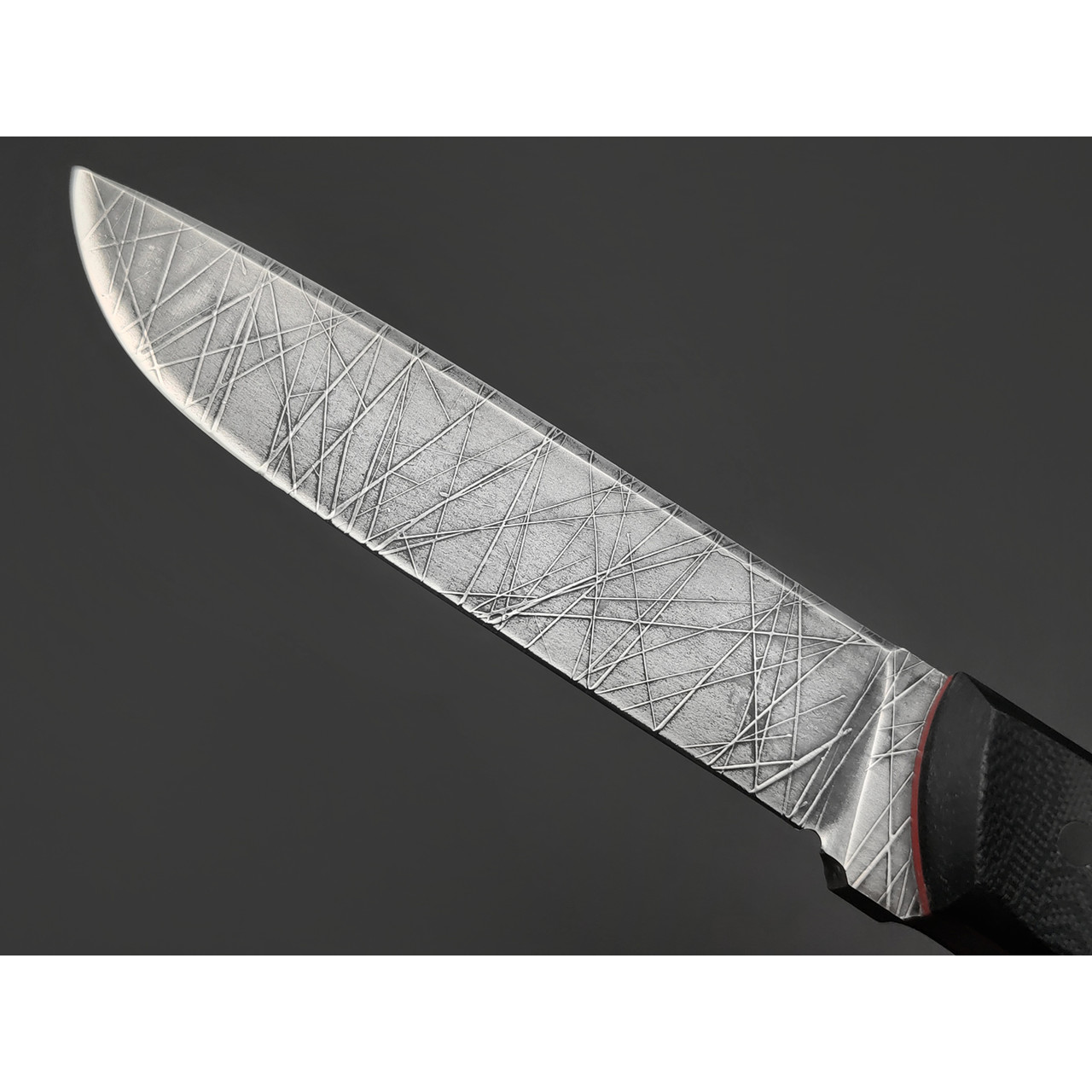 Волчий Век нож Wolfkniven Custom сталь 95Х18 WA травление Хаотик, Рукоять G10, пины карбон