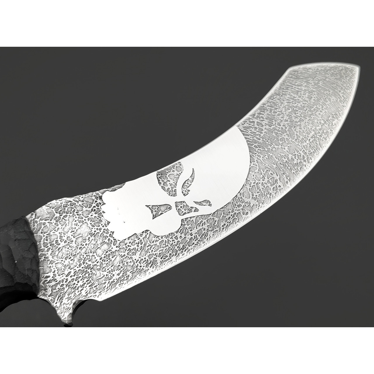 Волчий Век нож Кондрат 12 Custom Левосторонний сталь N690 WA художественное травление, Рукоять G10, пины карбон