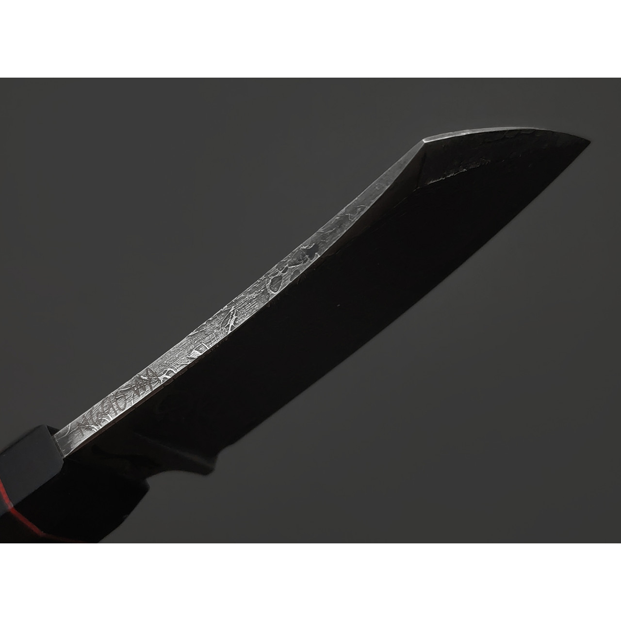 Волчий Век нож Сантоку Custom EDC сталь N690 WA художественное травление, Рукоять микарта, карбон