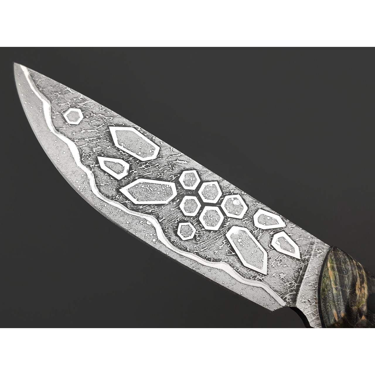 Волчий Век нож Тезис Custom сталь CPM REX 121 WA художественное травление, Рукоять кап карельской берёзы, G10