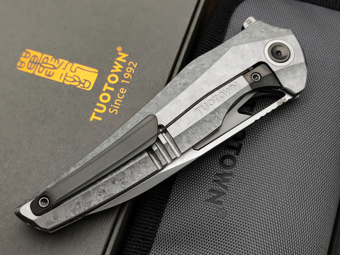 TuoTown складной нож Magpie Limited Edition TMP-MK сталь M390, рукоять Crystal titanium grey