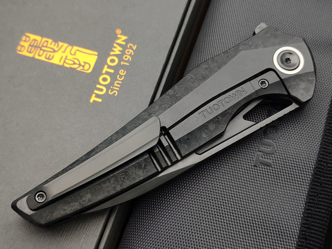 TuoTown складной нож Magpie Limited Edition TMP-MKD сталь M390 DLC, рукоять Crystal titanium black