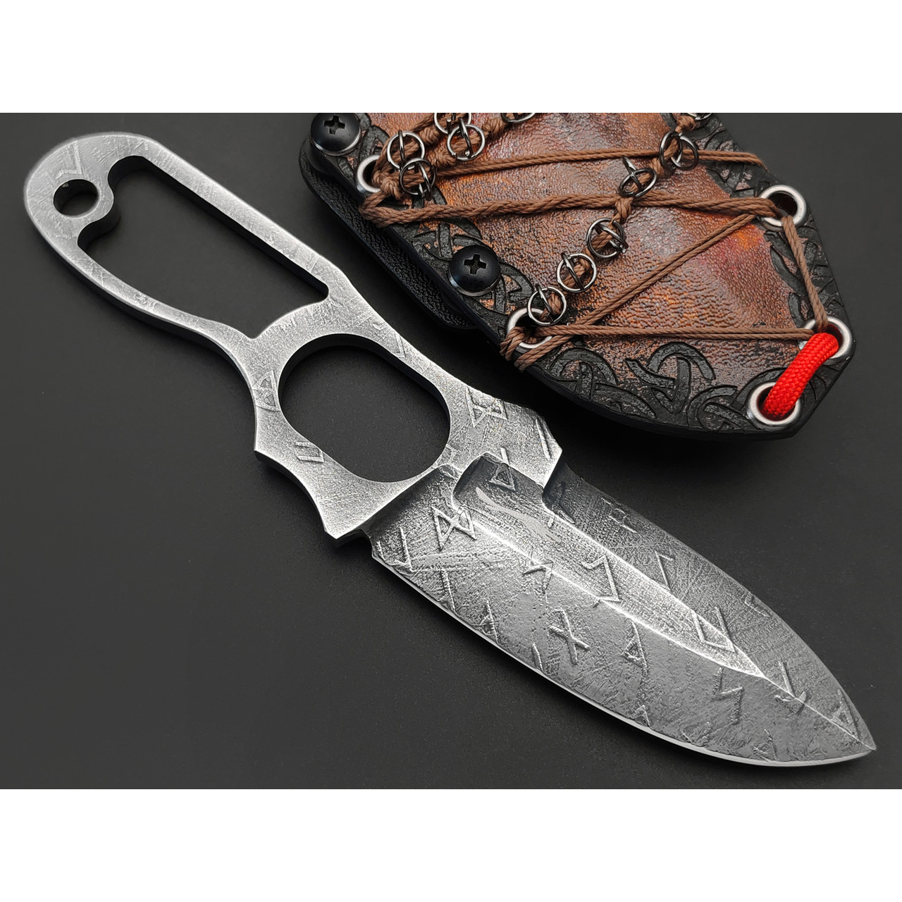 Волчий Век нож UPS Mod "The Old Runes" Custom сталь 95Х18 WA худ. травление, Рукоять сталь