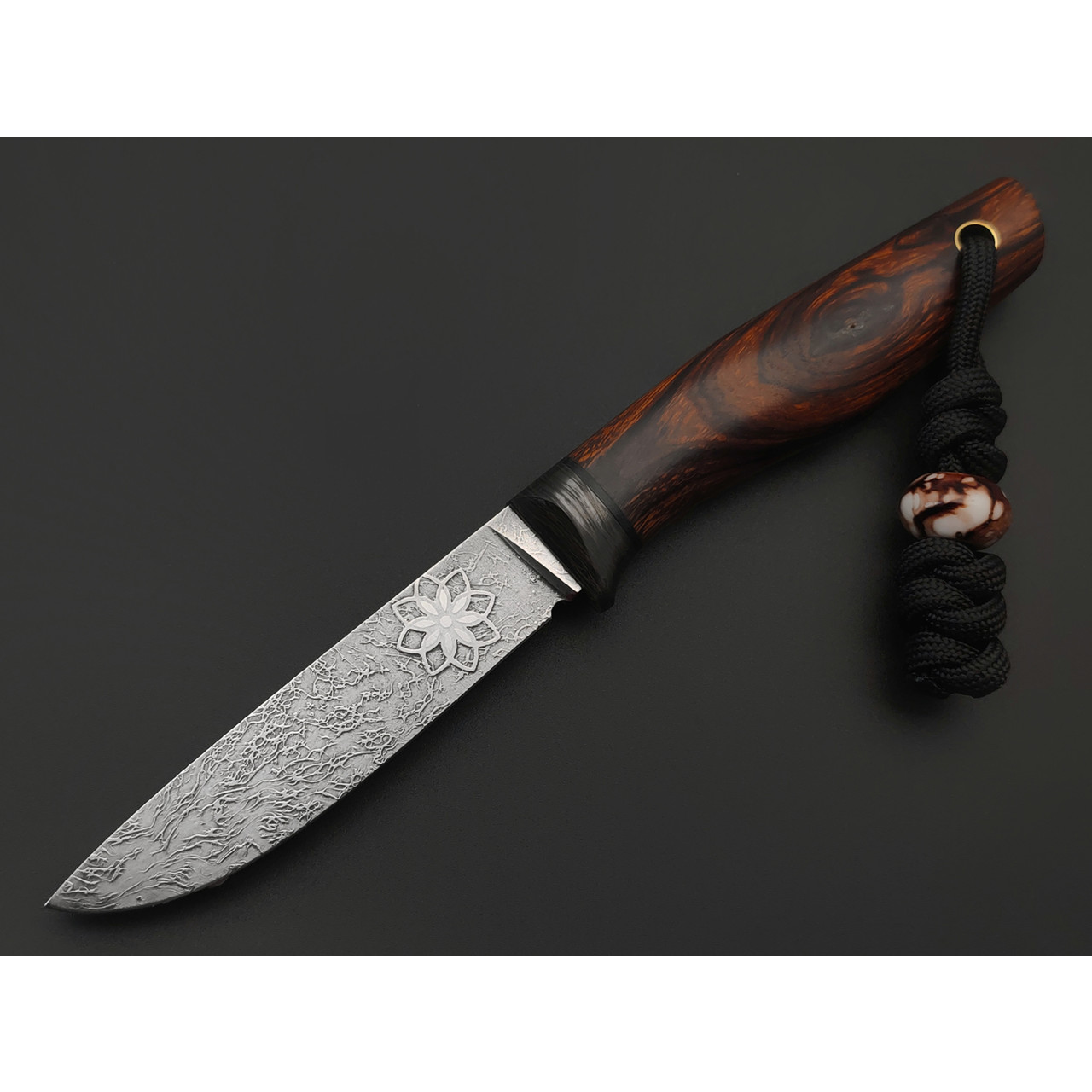 Волчий Век нож Слонёнок Custom сталь N690 WA худ. травление, Рукоять айронвуд, карбон Dark Matter Gold