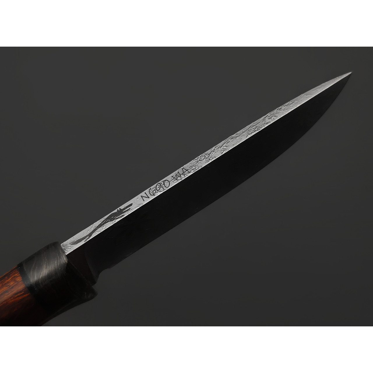 Волчий Век нож Слонёнок Custom сталь N690 WA худ. травление, Рукоять айронвуд, карбон Dark Matter Gold